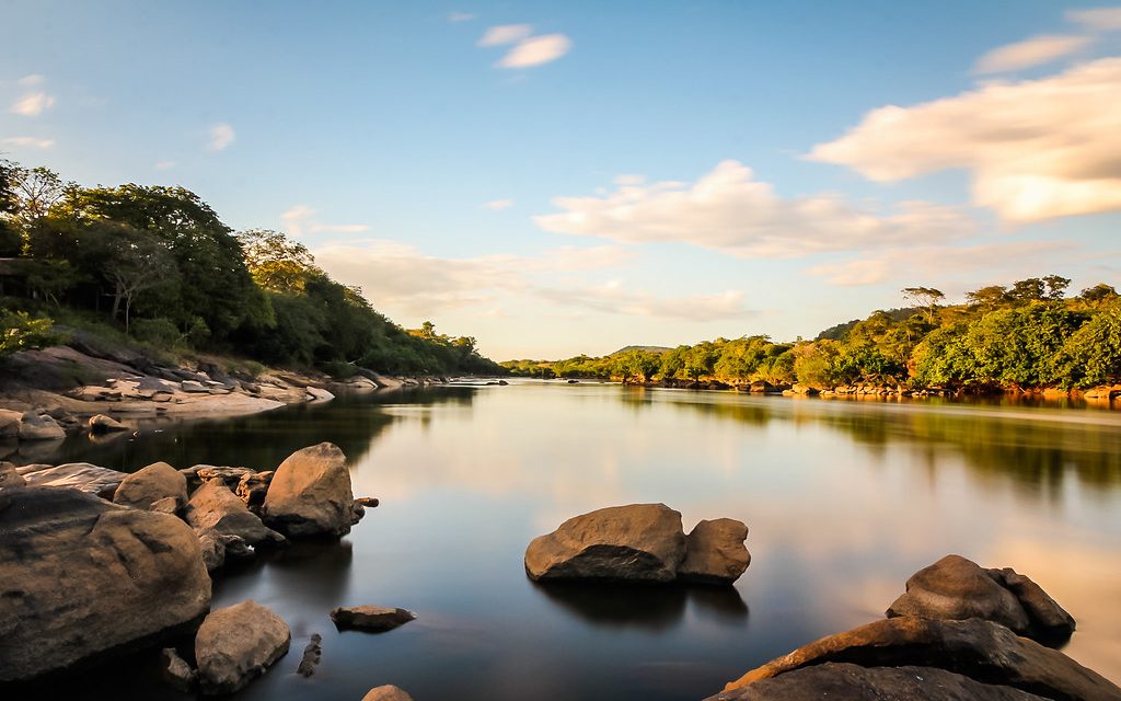 El Río Aro: Un Tesoro Guayanés en la Travesía de mi Vida