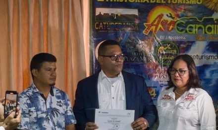 ASOCANAIMA cede 3 rutas turísticas certificadas por MINTUR a la capitanía indígena de la comunidad de Canaima
